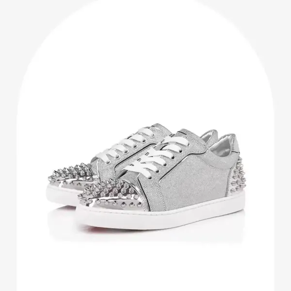 Louis Junior Spikes 5